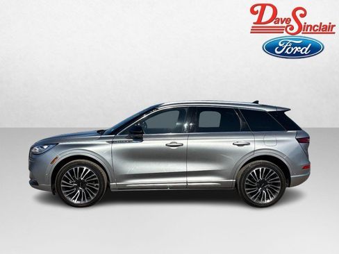 Used 2022 Lincoln Corsair Reserve w/ Equipment Group 201A image 10