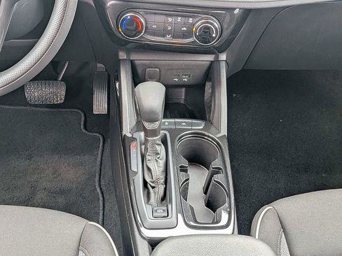 Used 2025 Chevrolet TrailBlazer LT FWD image 18