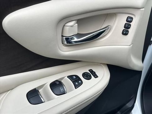 Used 2020 Nissan Murano Platinum FWD image 20