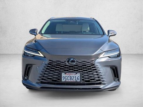 Used 2023 Lexus RX 350 w/ Luxury Package image 2