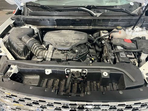 Used 2023 GMC Acadia Denali w/ Denali Ultimate Package AWD/4WD image 32