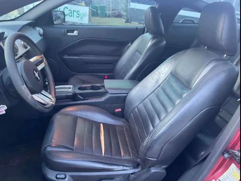 Used 2006 Ford Mustang GT RWD image 6