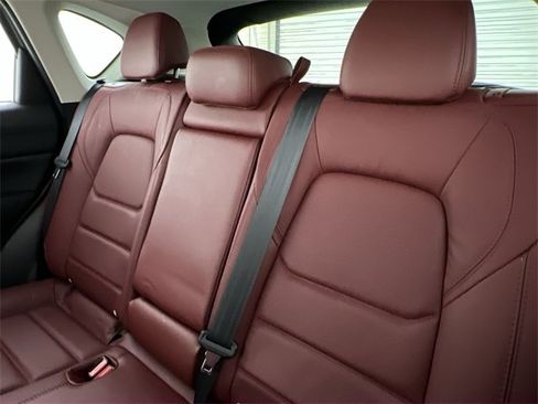 Certified 2023 MAZDA CX-5 Carbon Edition image 23