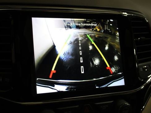 Used 2021 Jeep Grand Cherokee Overland image 25