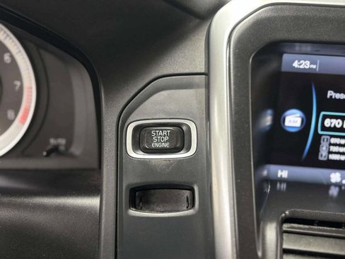 Used 2013 Volvo XC60 3.2 image 29