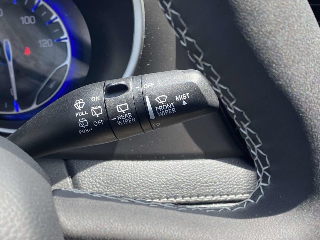 New 2027 Chrysler Pacifica Select FWD image 54