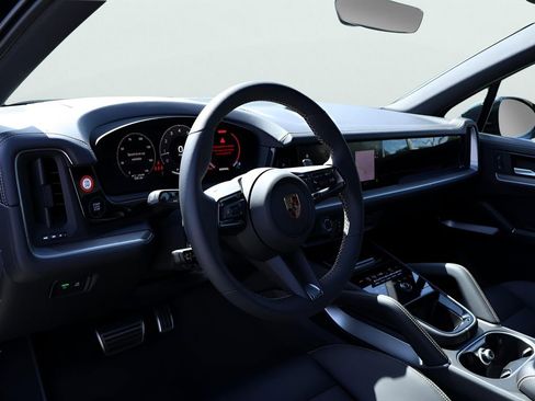 New 2025 Porsche Cayenne AWD/4WD image 4