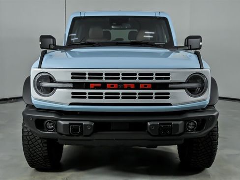 Used 2023 Ford Bronco Heritage Edition AWD/4WD image 4