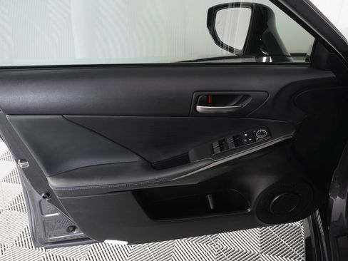 Used 2022 Lexus IS 350 F Sport AWD/4WD image 13