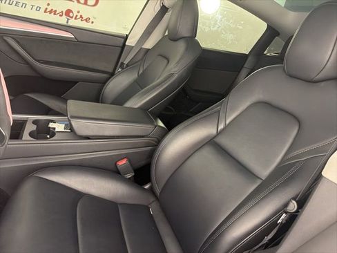 Used 2023 Tesla Model Y Long Range image 11