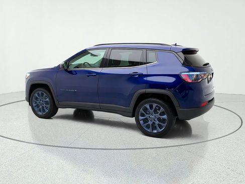 Used 2021 Jeep Compass Latitude AWD/4WD image 5