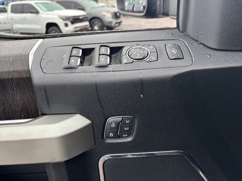 Used 2020 Ford F250 Lariat w/ Lariat Value Package image 16