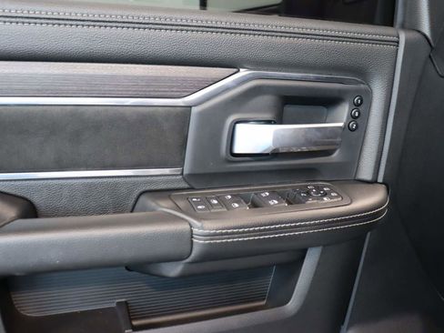 Used 2025 RAM 2500 Laramie w/ Night Edition image 15