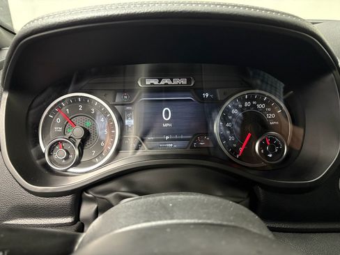 Used 2026 RAM 1500 Laramie AWD/4WD image 25
