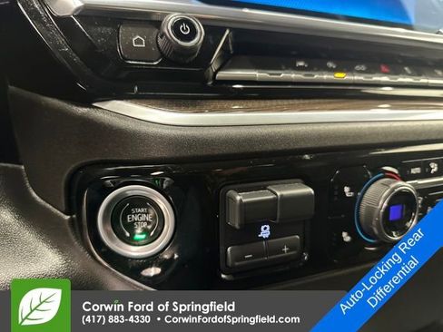 Used 2022 Chevrolet Silverado 1500 LT image 16