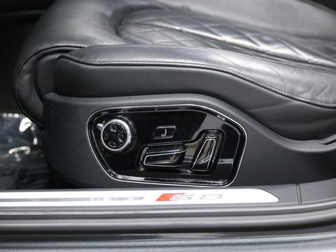 Used 2016 Audi S8 Plus AWD/4WD image 15