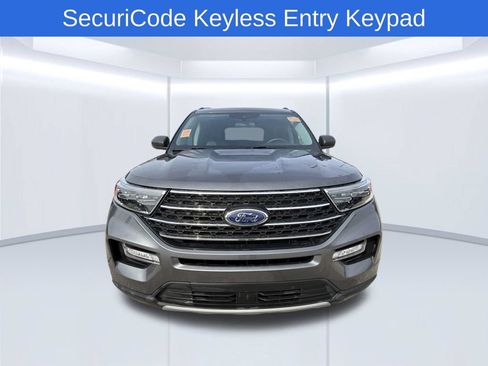 Used 2024 Ford Explorer XLT w/ Equipment Group 202A AWD/4WD image 10