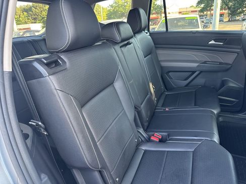 Used 2023 Volkswagen Atlas SE AWD/4WD image 44