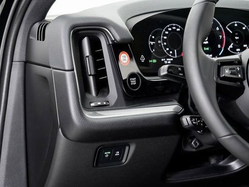 New 2026 Porsche Cayenne S image 12