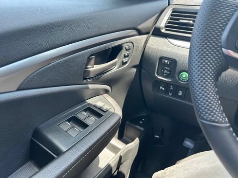 Used 2023 Honda Passport EX-L image 29
