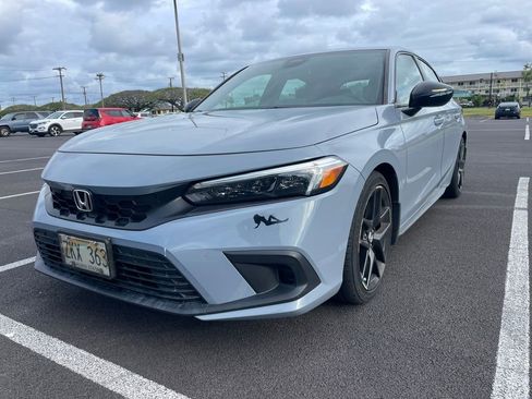 Used 2022 Honda Civic Sport image 2