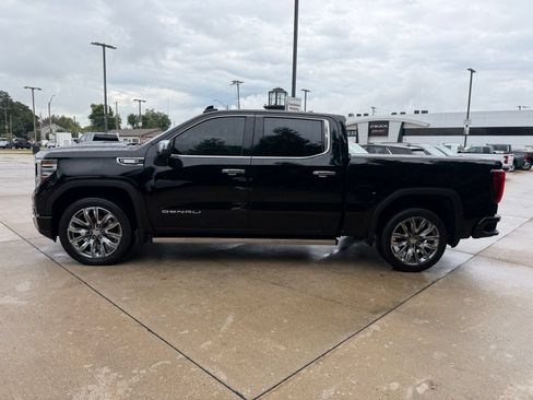 Used 2024 GMC Sierra 1500 Denali w/ Denali Reserve Package AWD/4WD image 8
