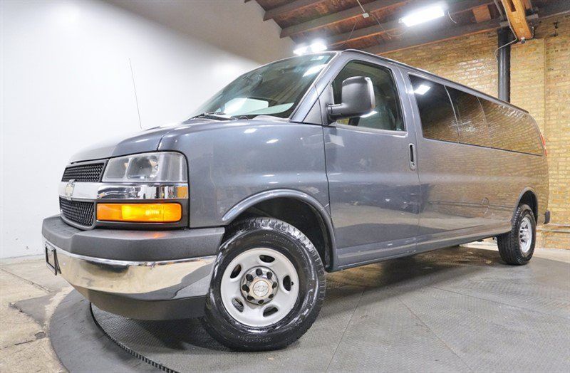 Used 2017 Chevrolet Express 3500 LT w/ LT Preferred Equipment Group RWD image 1