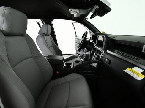 New 2026 Toyota Tacoma SR5 AWD/4WD image 22