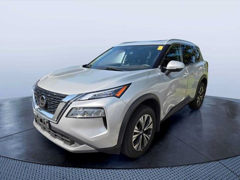 Used 2021 Nissan Rogue SV w/ Premium Package AWD/4WD image 2