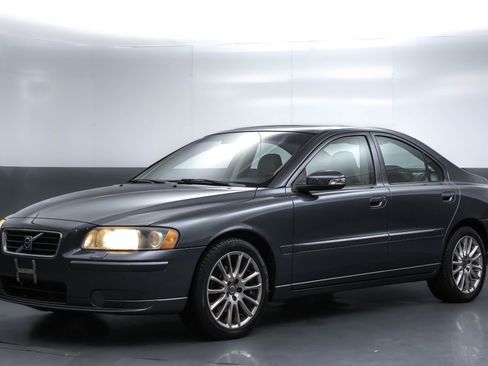 Used 2008 Volvo S60 2.5T image 1
