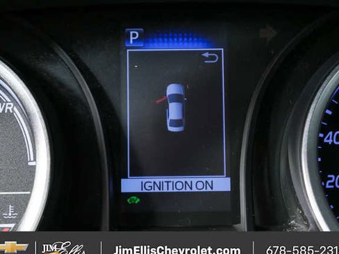 Used 2022 Toyota Camry LE image 11