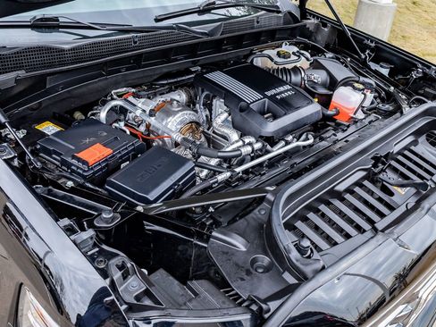 Used 2025 GMC Sierra 1500 Denali Ultimate image 41