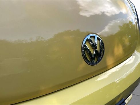Used 2014 Volkswagen Beetle 2.5 FWD image 27