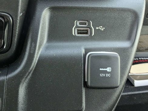 Used 2023 RAM ProMaster 2500 image 19