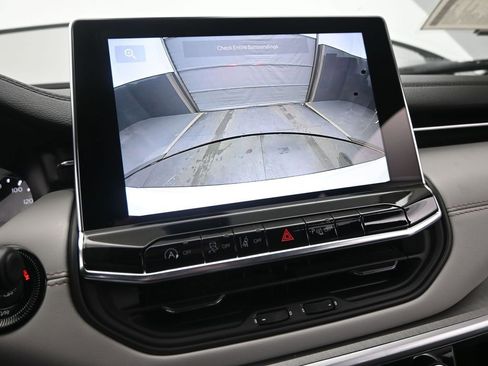 New 2026 Jeep Compass Limited image 35