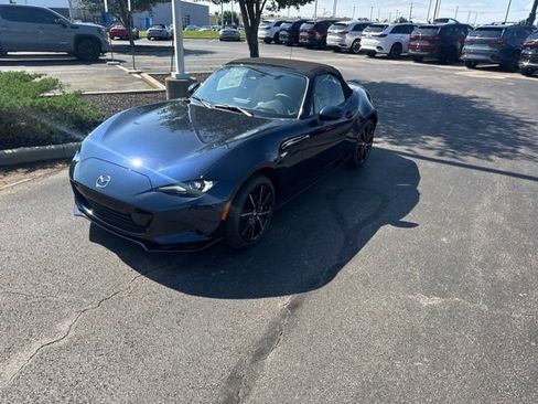 New 2026 MAZDA MX-5 Miata Grand Touring w/ Appearance Package RWD image 4