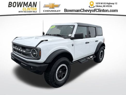 Used 2023 Ford Bronco Big Bend w/ Sasquatch Package image 1
