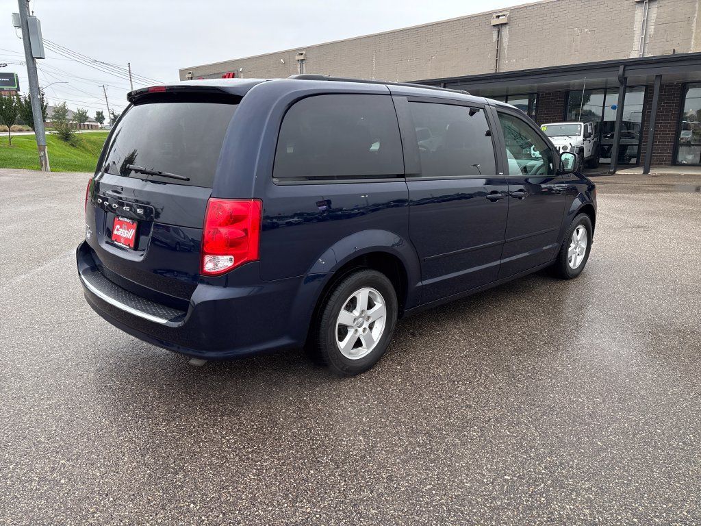 Used 2012 Dodge Grand Caravan SXT FWD image 5