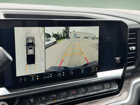 New 2025 Chevrolet Silverado 2500 LTZ w/ LTZ Premium Package AWD/4WD image 19