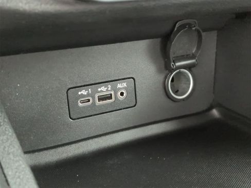 Used 2021 Nissan Sentra SV image 30