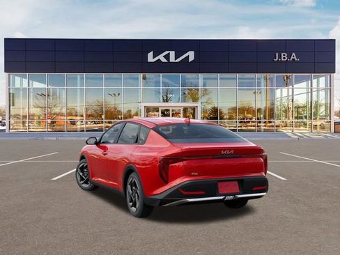 New 2026 Kia K4 EX image 4