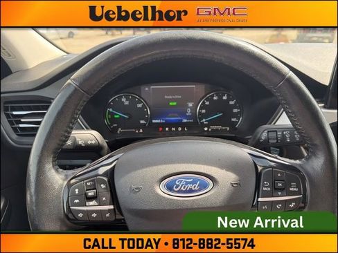 Used 2021 Ford Escape SEL image 23