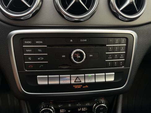 Used 2020 Mercedes-Benz GLA 250 image 12
