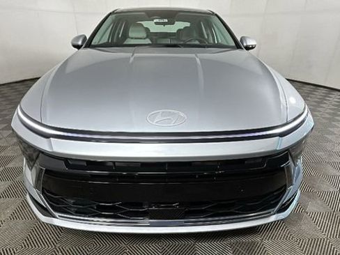 Certified 2026 Hyundai Sonata SEL FWD image 8