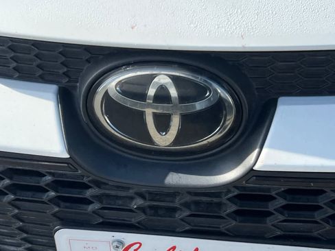 Used 2021 Toyota Corolla LE FWD image 13