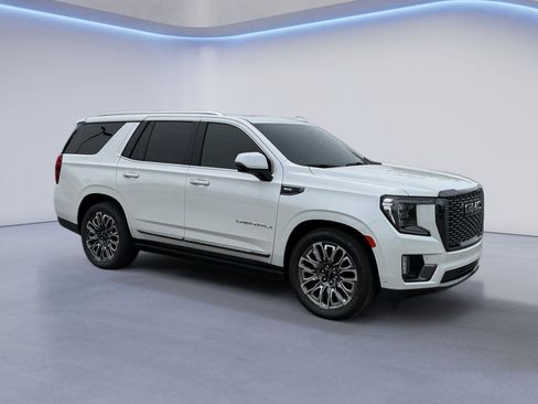 Used 2023 GMC Yukon Denali Ultimate AWD/4WD image 1