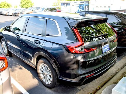 Used 2024 Honda CR-V EX image 7
