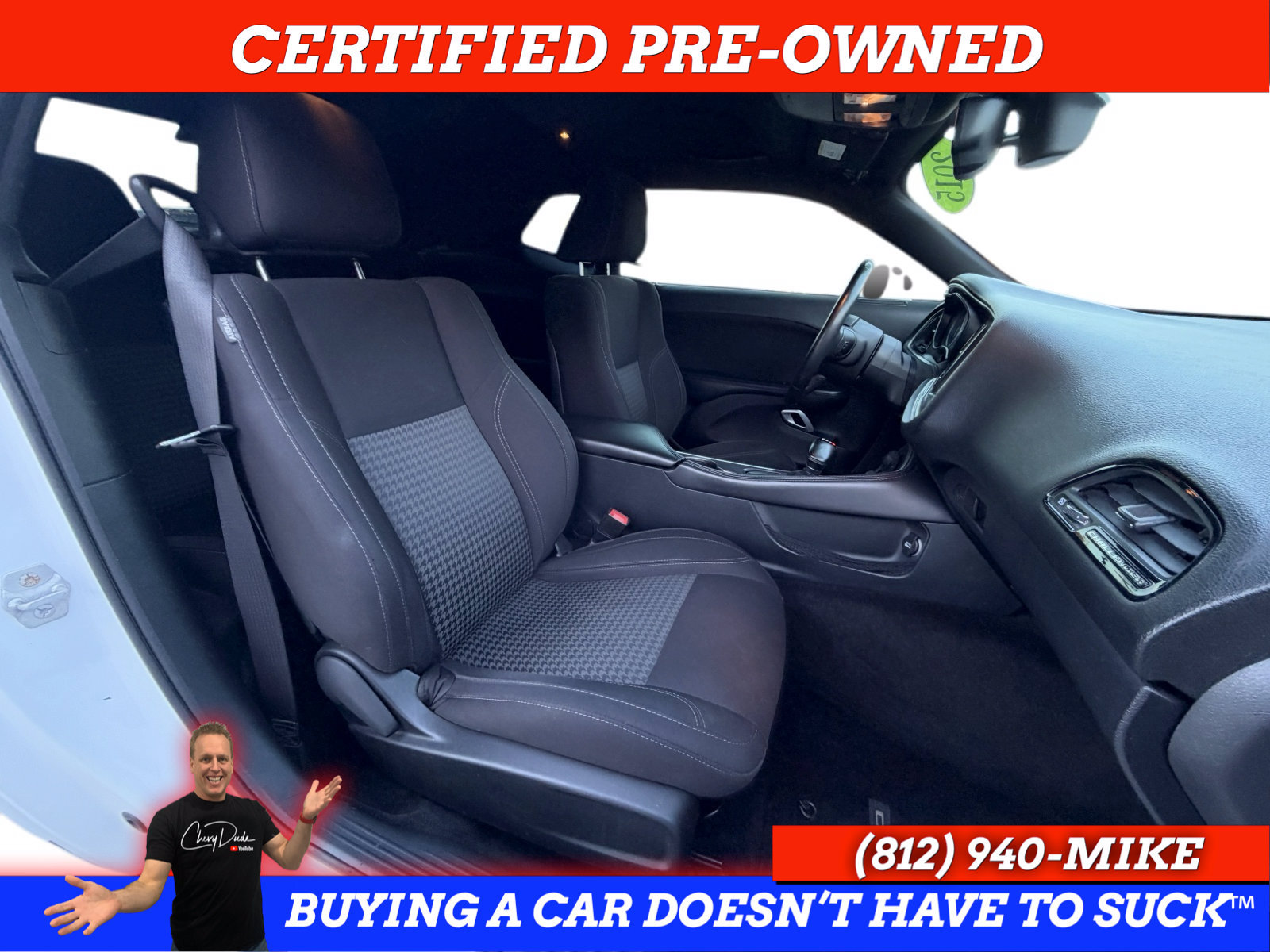 Used 2015 Dodge Challenger SXT w/ Driver Convenience Group RWD image 21