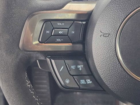 Used 2020 Ford Mustang Shelby GT500 w/ Technology Package image 22