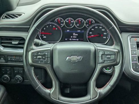 Used 2021 Chevrolet Suburban RST AWD/4WD image 17
